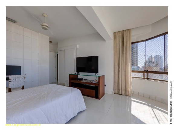 Imagem Imóvel com 3 Quartos à Venda, 165 m² em Vitória - Salvador Imagem Imóvel com 3 Quartos à Venda, 165 m² em Vitória - Salvador