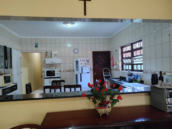 Imagem Casa com 3 Quartos à Venda, em Maracanã - Praia Grande Imagem Casa com 3 Quartos à Venda, em Maracanã - Praia Grande