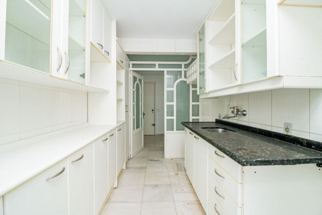 Imagem Imóvel com 3 Quartos à Venda, 142 m² em Petrópolis - Porto Alegre