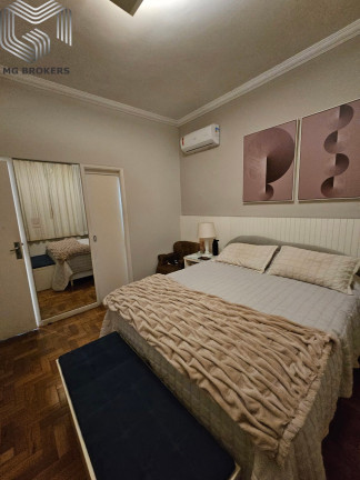 Imagem Imóvel com 3 Quartos à Venda, 300 m² em Laranjeiras - Rio De Janeiro Imagem Imóvel com 3 Quartos à Venda, 300 m² em Laranjeiras - Rio De Janeiro