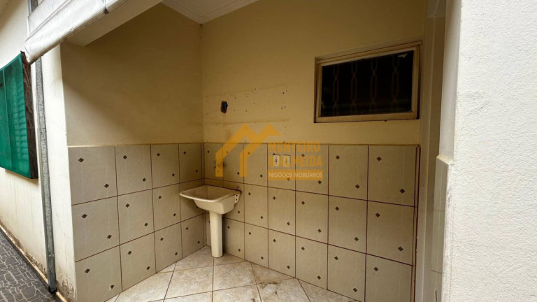 Imagem Casa com 2 Quartos à Venda, 105 m² em Vila Carolina - Itapetininga Imagem Casa com 2 Quartos à Venda, 105 m² em Vila Carolina - Itapetininga