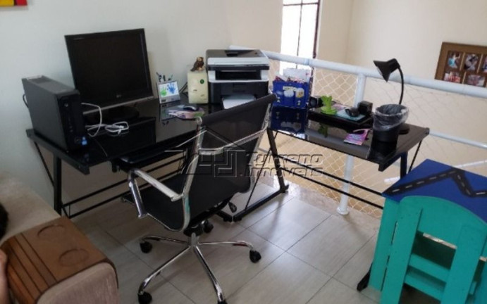 Imagem Casa com 3 Quartos à Venda, 192 m² em Parque Industrial - São José Dos Campos Imagem Casa com 3 Quartos à Venda, 192 m² em Parque Industrial - São José Dos Campos