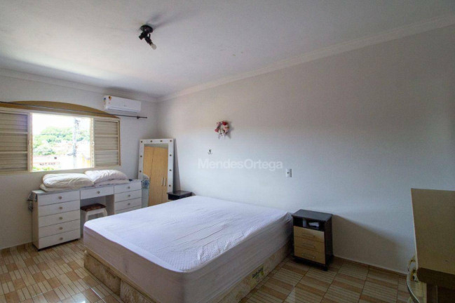 Imagem Casa com 3 Quartos à Venda, 247 m² em Jardim Clarice I - Votorantim