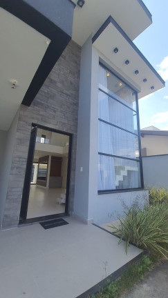 Casa de Condomínio com 3 Quartos à Venda, 235 m² em Piracangaguá - Taubaté