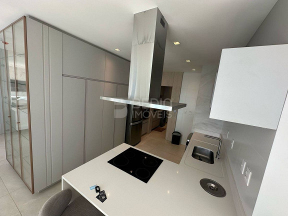 Imagem Apartamento com 4 Quartos à Venda, 133 m² em Centro - Balneário Camboriú Imagem Apartamento com 4 Quartos à Venda, 133 m² em Centro - Balneário Camboriú