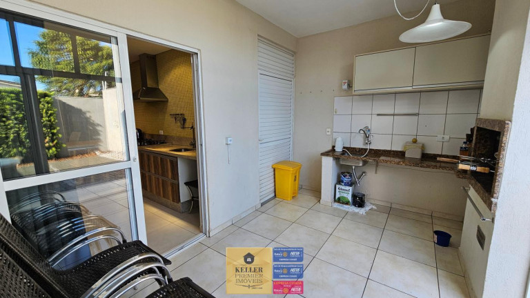 Imagem Casa com 3 Quartos à Venda, 206 m² em Panorama - Foz Do Iguaçu