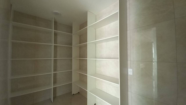 Imagem Casa de Condomínio com 3 Quartos à Venda, 259 m² em Alphaville - Santana De Parnaíba Imagem Casa de Condomínio com 3 Quartos à Venda, 259 m² em Alphaville - Santana De Parnaíba