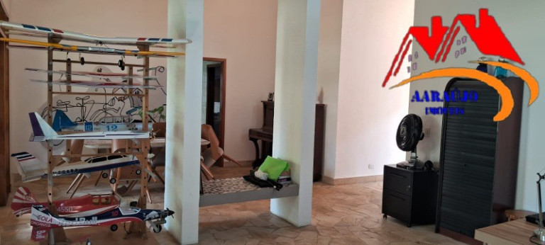 Imagem Casa com 4 Quartos à Venda, 280 m² em Jardim Colibri - Cotia