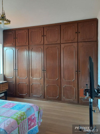 Imagem Casa com 3 Quartos à Venda, 450 m² em Vila Romana - São Paulo