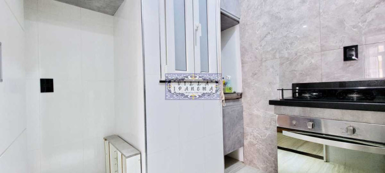 Imagem Apartamento com 1 Quarto à Venda, 40 m² em Tijuca - Rio De Janeiro Imagem Apartamento com 1 Quarto à Venda, 40 m² em Tijuca - Rio De Janeiro