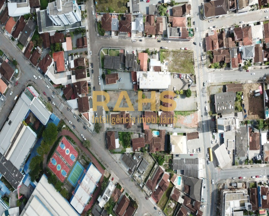 Imagem Terreno à Venda, 1.068 m² em Anita Garibaldi - Joinville Imagem Terreno à Venda, 1.068 m² em Anita Garibaldi - Joinville