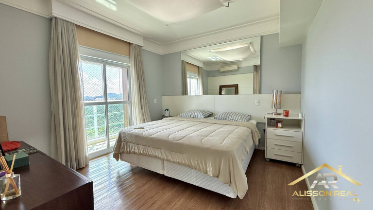 Imagem Apartamento com 3 Quartos à Venda, 202 m² em Tamboré - Santana De Parnaíba Imagem Apartamento com 3 Quartos à Venda, 202 m² em Tamboré - Santana De Parnaíba