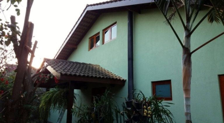 Casa com 3 Quartos à Venda, 1 m² em Jardim Estância Brasil - Atibaia