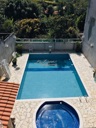 Sobrado com 3 Quartos à Venda, 800 m² em Jardim Fonte áurea