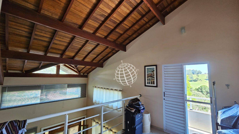 Imagem Casa com 3 Quartos à Venda, 202 m² em Condomínio Santa Fé - Piracaia