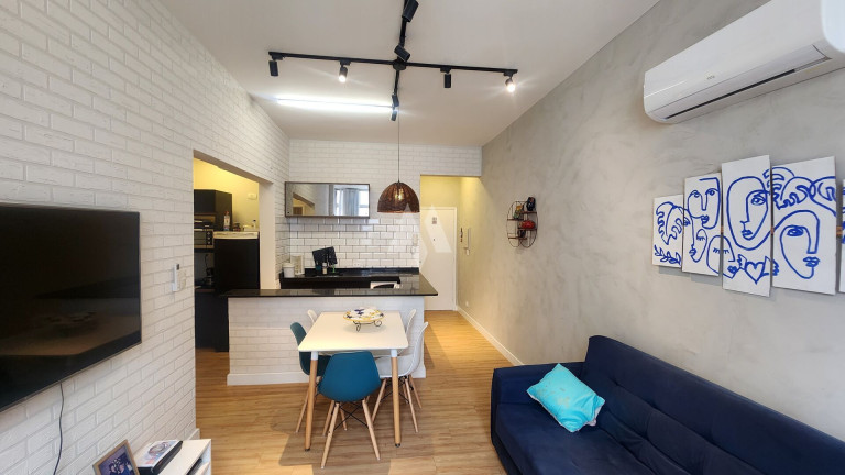 Apartamento com 1 Quarto para Alugar, 32 m² em Gonzaga - Santos