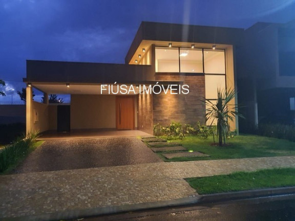 Imagem Casa com 3 Quartos à Venda, em Vila Do Golf - Ribeirão Preto Imagem Casa com 3 Quartos à Venda, em Vila Do Golf - Ribeirão Preto