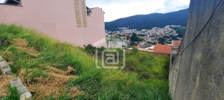 Terreno à Venda, 420 m² em Residencial Monte Verde - Poços De Caldas