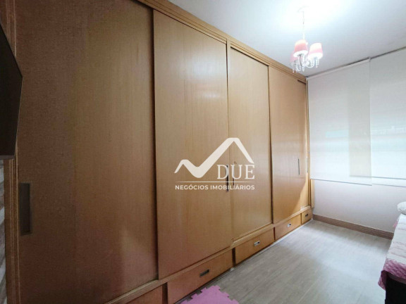 Imagem Casa com 2 Quartos à Venda, 105 m² em Encruzilhada - Santos