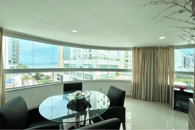 Imóvel com 3 Quartos à Venda, 140 m² em Pioneiros - Balneário Camboriú