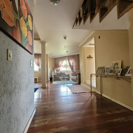 Imagem Casa com 4 Quartos à Venda, 323 m² em Dom Antônio Reis - Santa Maria