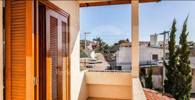 Imagem Casa com 4 Quartos à Venda, 492 m² em Vila João Pessoa - Porto Alegre Imagem Casa com 4 Quartos à Venda, 492 m² em Vila João Pessoa - Porto Alegre