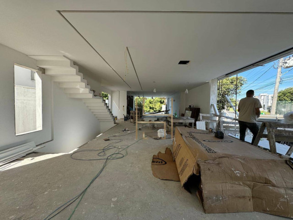 Imagem Casa com 4 Quartos à Venda, 251 m² em Manguinhos - Serra Imagem Casa com 4 Quartos à Venda, 251 m² em Manguinhos - Serra
