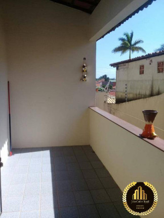 Imagem Casa com 3 Quartos à Venda, 375 m² em Sapiranga - Fortaleza Imagem Casa com 3 Quartos à Venda, 375 m² em Sapiranga - Fortaleza