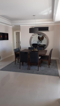 Imagem Apartamento com 3 Quartos à Venda, 118 m² em Centro - Balneário Camboriú Imagem Apartamento com 3 Quartos à Venda, 118 m² em Centro - Balneário Camboriú