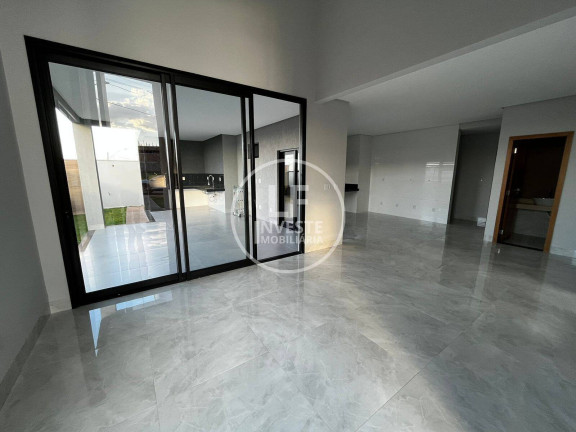 Imagem Casa com 3 Quartos à Venda, 426 m² em Goiânia