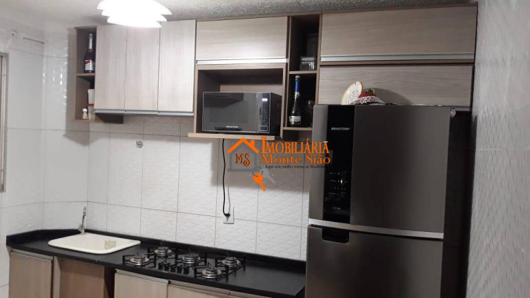 Imagem Apartamento com 2 Quartos à Venda, 42 m² em água Chata - Guarulhos