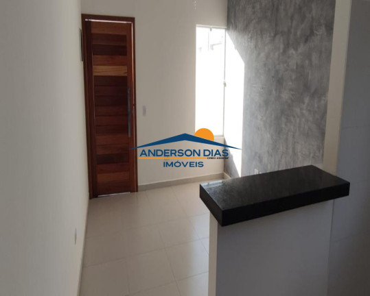 Imagem Casa com 2 Quartos à Venda, 60 m² em Balneário Dos Golfinhos - Caraguatatuba
