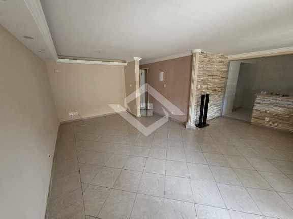Imagem Casa com 3 Quartos para Alugar, 280 m² em Taquara - Rio De Janeiro