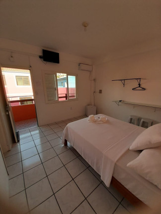 Imagem Imóvel com 13 Quartos à Venda, 529 m² em Centro - Garopaba
