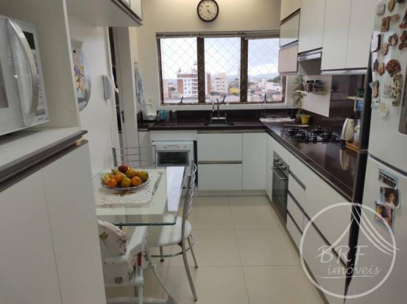 Imagem Apartamento com 3 Quartos à Venda, 102 m² em Balneário - Florianópolis Imagem Apartamento com 3 Quartos à Venda, 102 m² em Balneário - Florianópolis