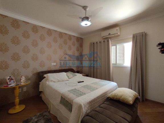 Imagem Casa com 3 Quartos à Venda, 242 m² em Bosque Da Saúde - Birigui