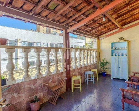 Imagem Casa com 4 Quartos à Venda, 212 m² em Santa Efigênia - Belo Horizonte Imagem Casa com 4 Quartos à Venda, 212 m² em Santa Efigênia - Belo Horizonte