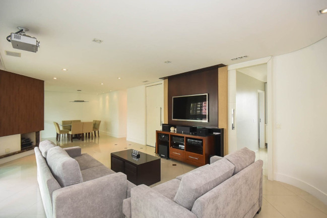 Imagem Imóvel com 3 Quartos à Venda, 193 m² em Vila Suzana - São Paulo Imagem Imóvel com 3 Quartos à Venda, 193 m² em Vila Suzana - São Paulo