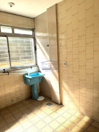 Imagem Imóvel com 2 Quartos à Venda, 46 m² em Cavalhada - Porto Alegre
