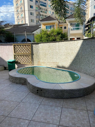 Casa com 4 Quartos à Venda, 119 m² em Freguesia (jacarepaguá) - Rio De Janeiro