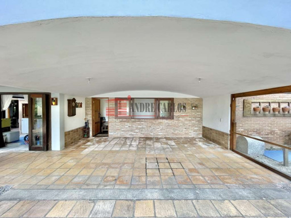 Imagem Casa de Condomínio com 3 Quartos à Venda, 398 m² em Condomínio Iolanda - Taboão Da Serra Imagem Casa de Condomínio com 3 Quartos à Venda, 398 m² em Condomínio Iolanda - Taboão Da Serra