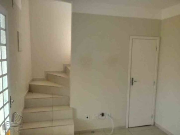 Imagem Casa de Condomínio com 2 Quartos à Venda, 64 m² em Green Valley - Votorantim