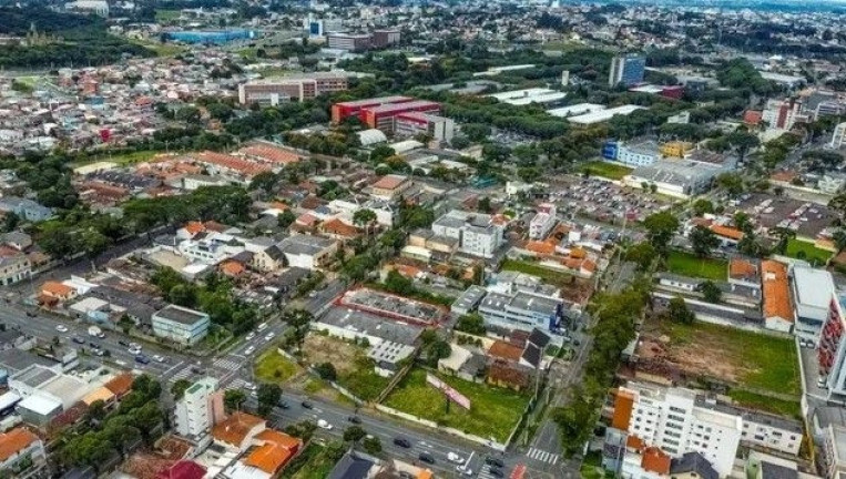 Imagem Apartamento com 3 Quartos à Venda, 1.100 m² em Rebouças - Curitiba Imagem Apartamento com 3 Quartos à Venda, 1.100 m² em Rebouças - Curitiba