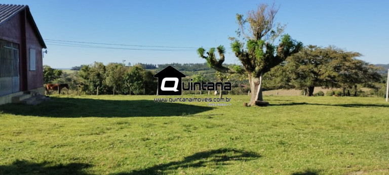 Imagem Imóvel com 1 Quarto à Venda, 230.000 m² em Santo Amor - Morro Redondo