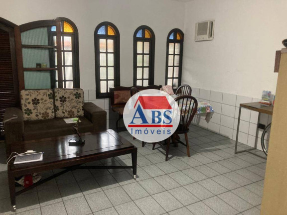 Casa com 3 Quartos à Venda, 147 m² em Parque Fernando Jorge - Cubatão