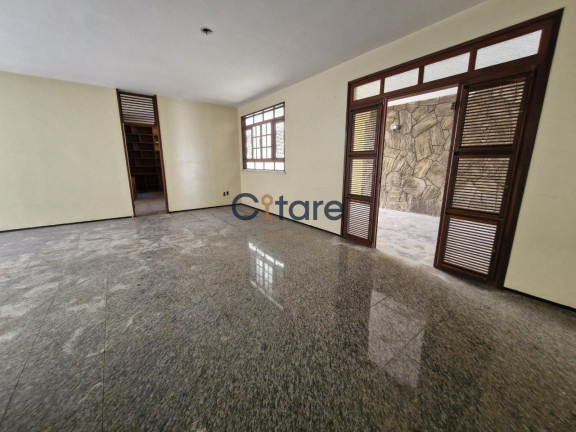 Imagem Casa com 3 Quartos à Venda, 720 m² em Parque Manibura - Fortaleza Imagem Casa com 3 Quartos à Venda, 720 m² em Parque Manibura - Fortaleza