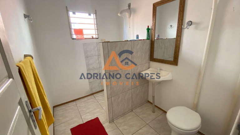 Imagem Casa com 3 Quartos para Alugar ou Temporada, 128 m² em Gravatá - Navegantes Imagem Casa com 3 Quartos para Alugar ou Temporada, 128 m² em Gravatá - Navegantes