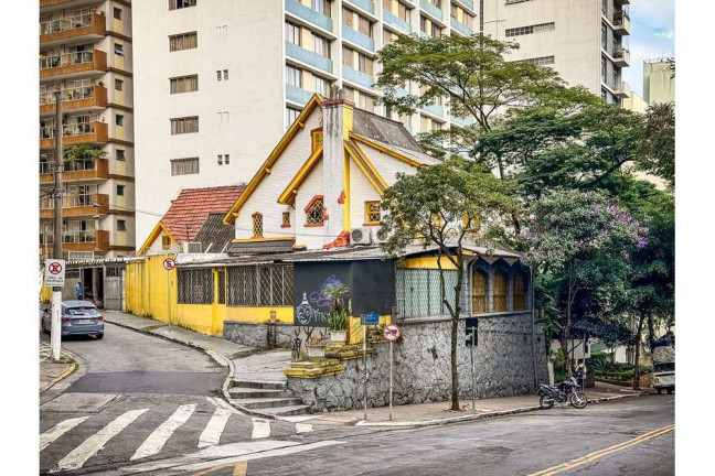 Imagem Casa com 5 Quartos à Venda, 405 m² em Bela Vista - São Paulo Imagem Casa com 5 Quartos à Venda, 405 m² em Bela Vista - São Paulo