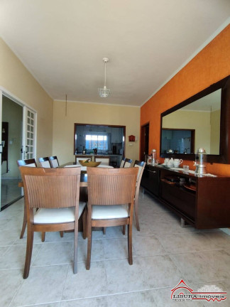 Imagem Casa com 4 Quartos à Venda, 175 m² em Jardim Santa Maria - Jacareí Imagem Casa com 4 Quartos à Venda, 175 m² em Jardim Santa Maria - Jacareí