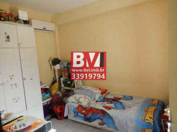 Imagem Casa com 2 Quartos à Venda, 340 m² em Penha Circular - Rio De Janeiro Imagem Casa com 2 Quartos à Venda, 340 m² em Penha Circular - Rio De Janeiro